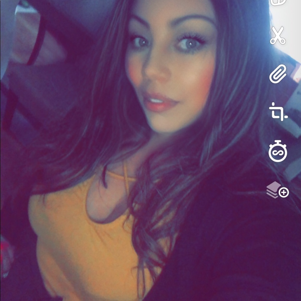 Meet your Posher, August